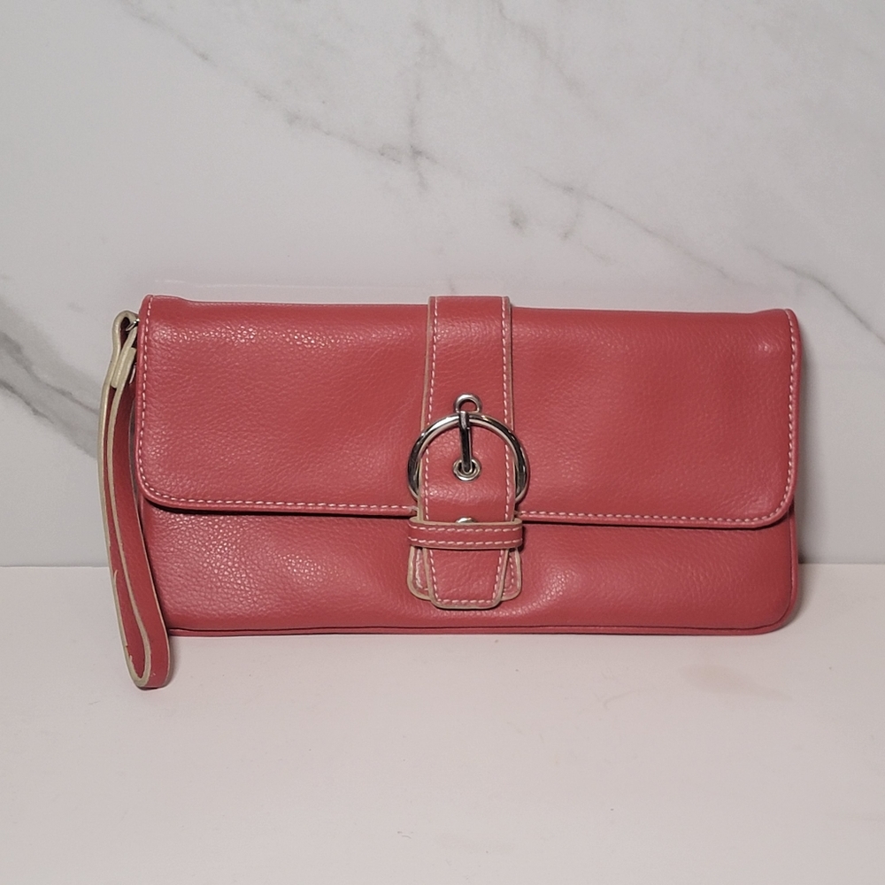 New York & Co. | Coral envelope clutch NWT